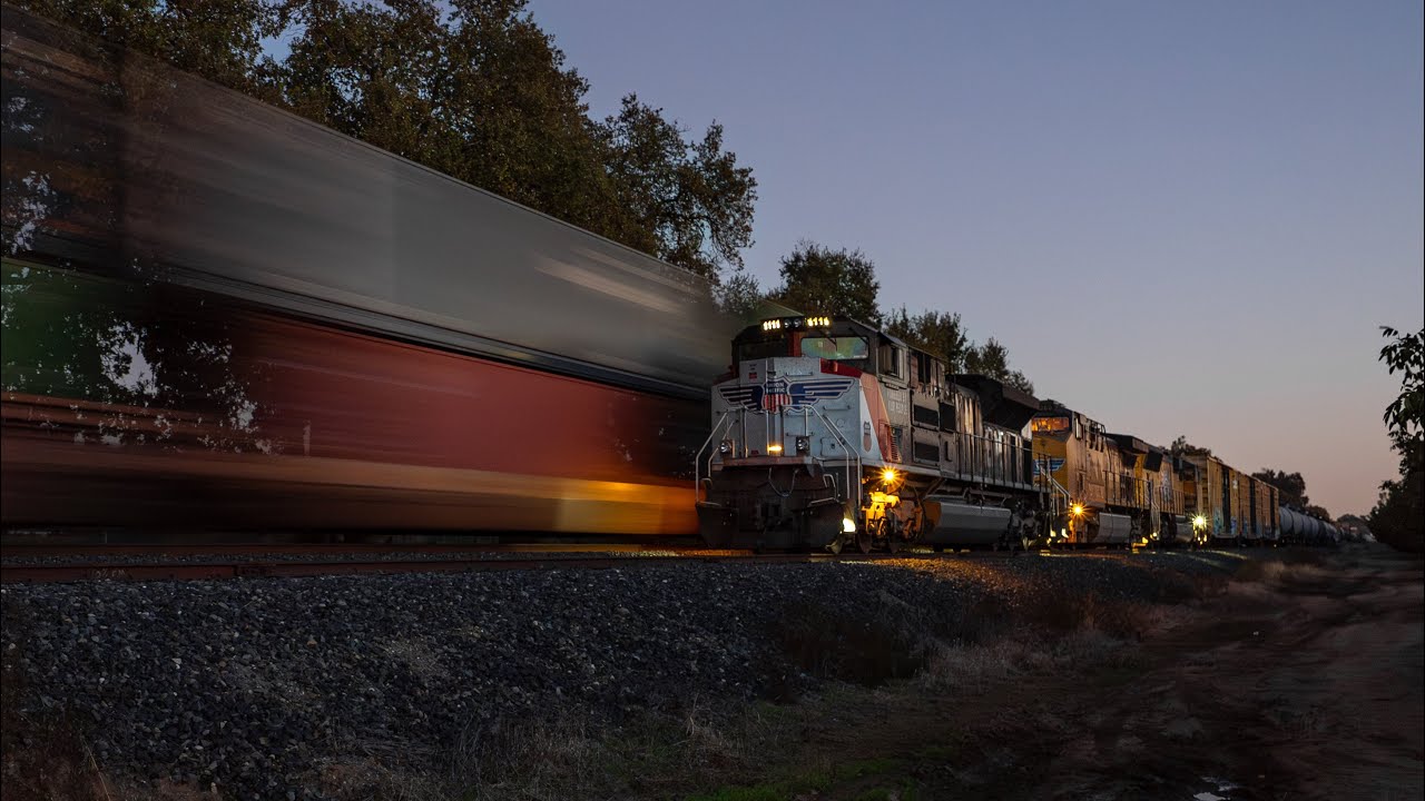 UP 1111 leads UP MRVPT out of Fagan siding + other trains | 10/19/25