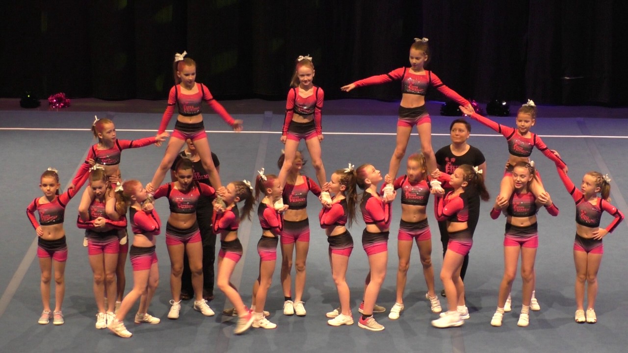 CHEER ACADEMY BUTTERFLIES on RCC 2017 Praha