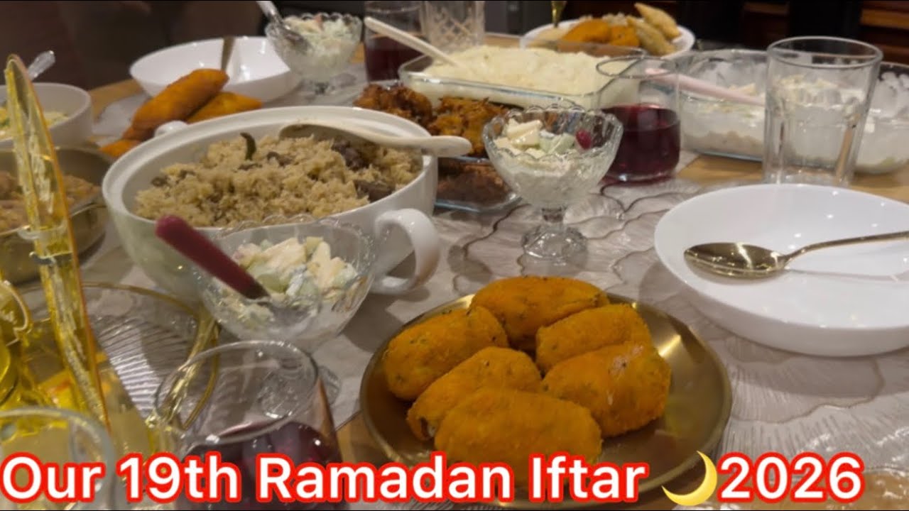রমজানর শেষ ১০ দিন আমাদের প্রিয় নবী হযরত মুহাম্মদ সাল্লাল্লাহু আলাইহি ওয়াসাল্লাম কিভাবে কাটাতেন🌙 