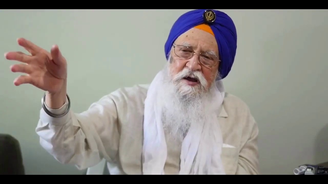 ਅਖੰਡ ਕੀਰਤਨ ਵਿਚ ਗੁਰਮੰਤਰ ਦੀ ਧੁਨੀ ਦਾ ਲਾਉਣਾ - Master Ujaagar Singh Jee