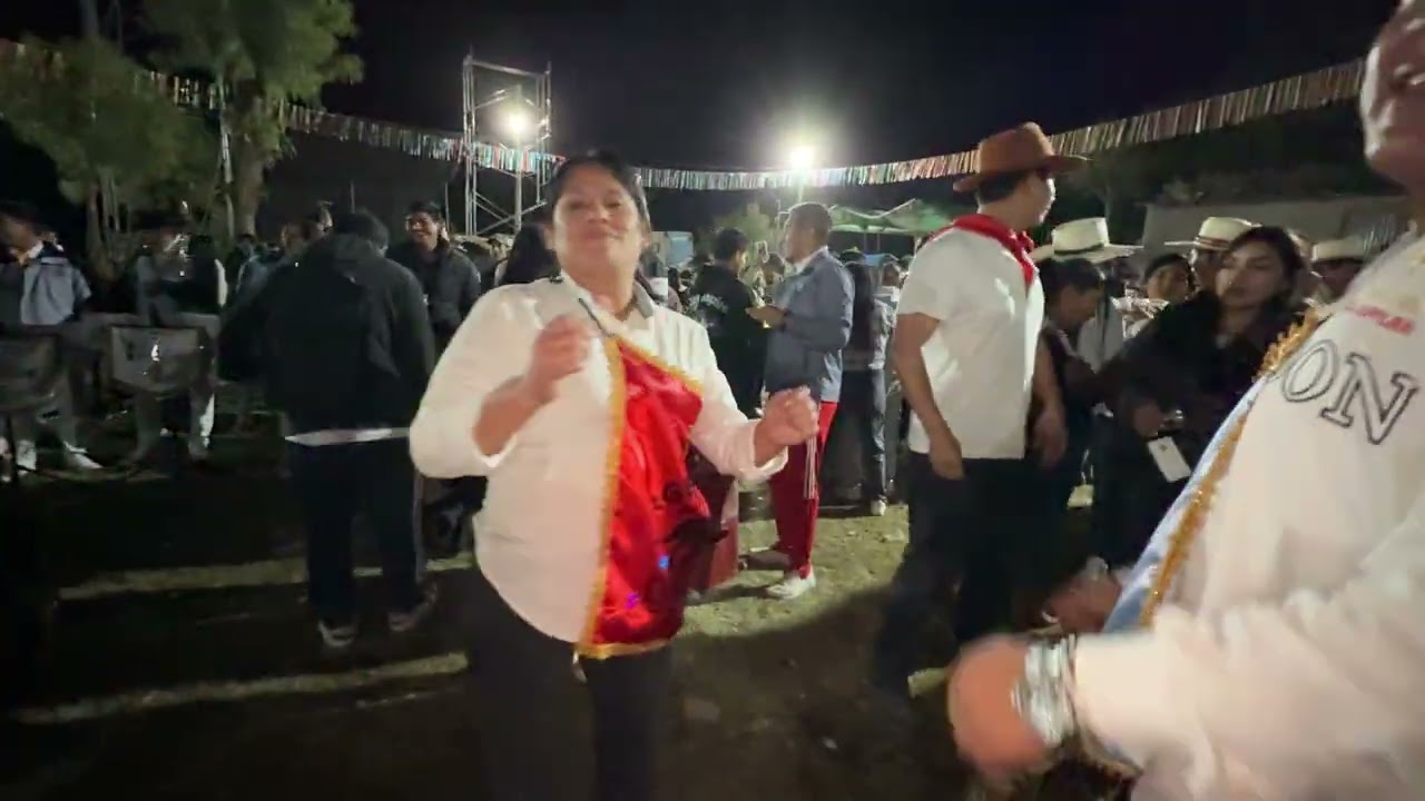 ASI DISFRUTAMOS EN LAS FIESTAS PATRONALES AYACUCHANAS.