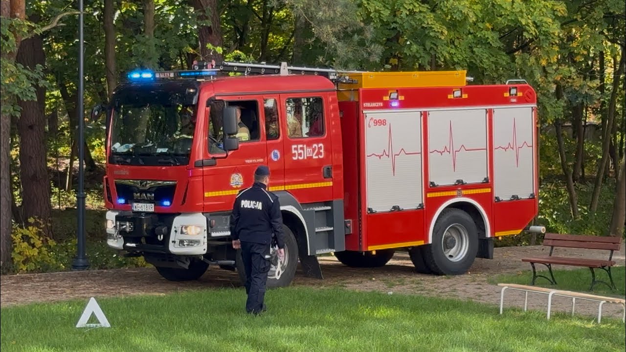 Przejazdy alarmowe służb ratunkowych do pokazu z okazji Dnia Ratownictwa 2025