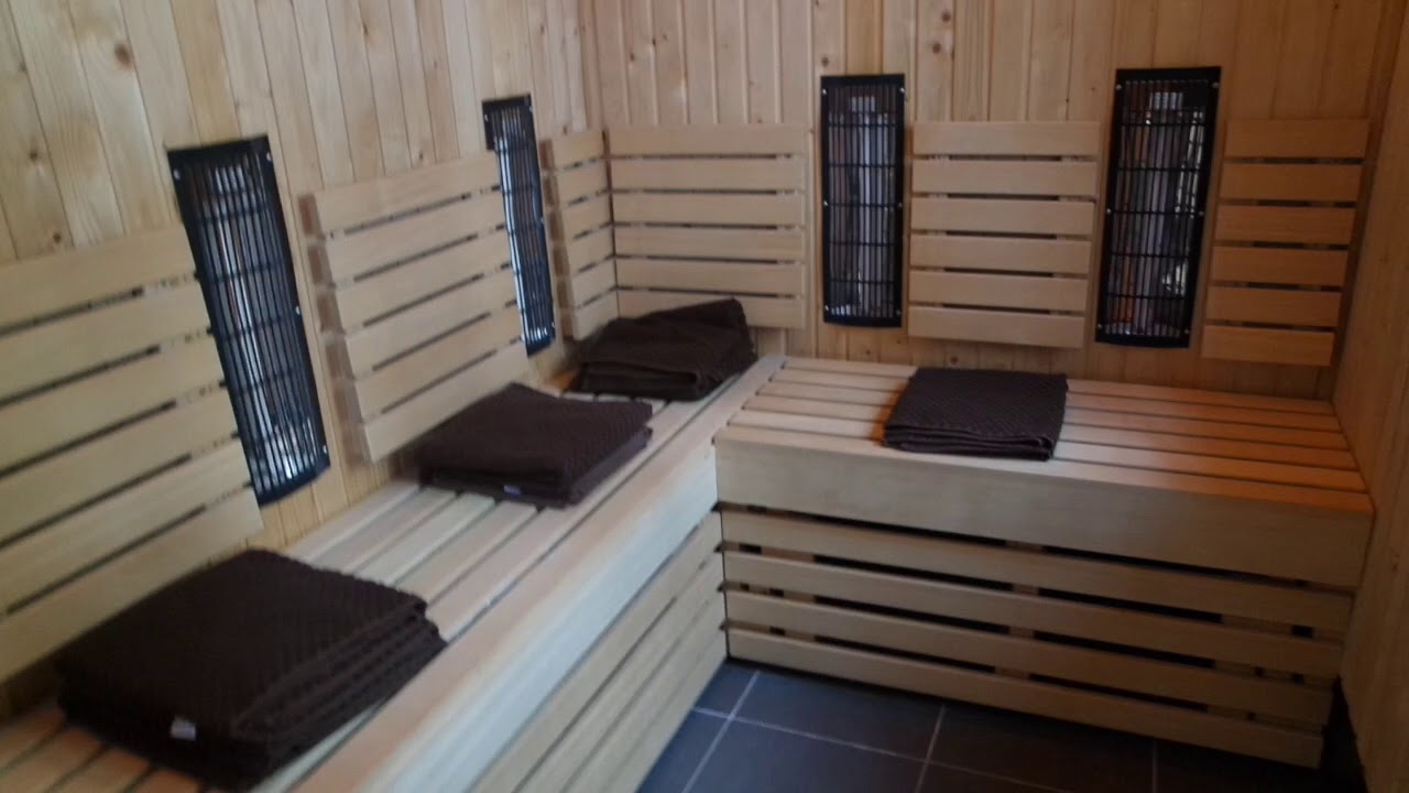 TREEHOUSE LODGE - CENTER PARCS - ELVEDEN