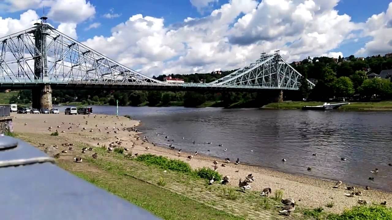 Dresden Time Lapse: Blaues Wunder (Blue Wonder)