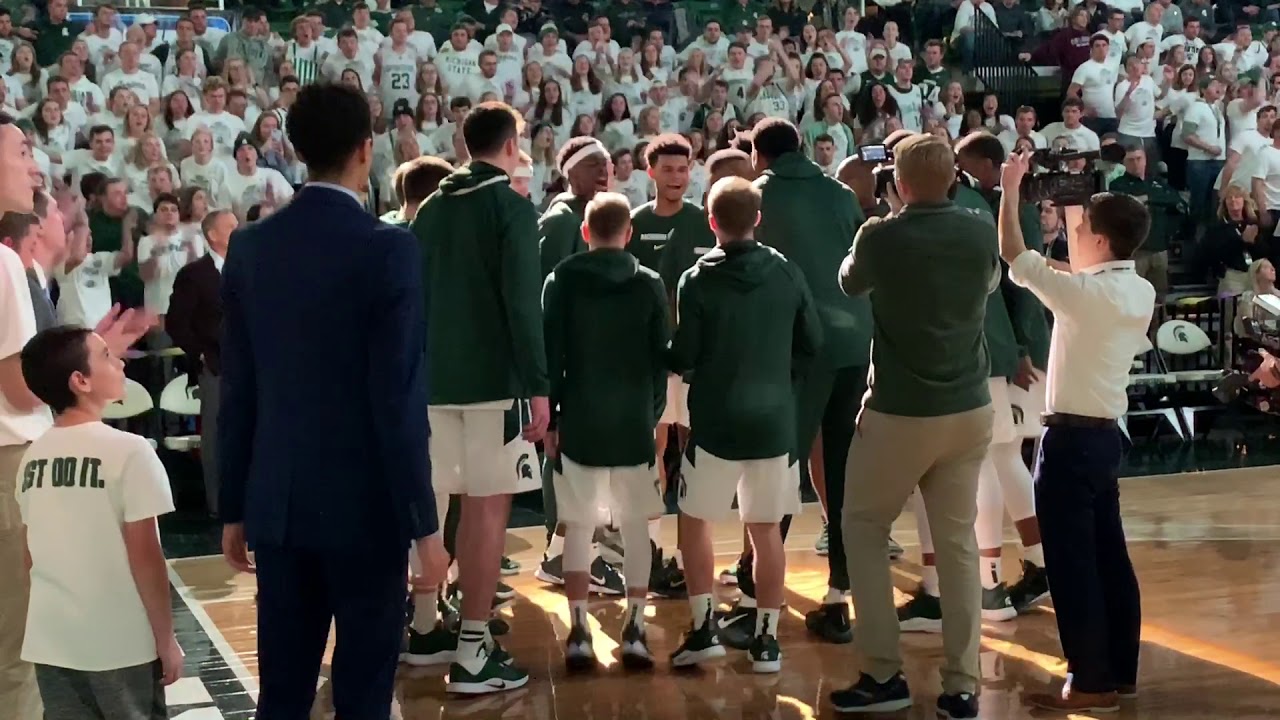 An emotional pregame for Cassius Winston at MSU