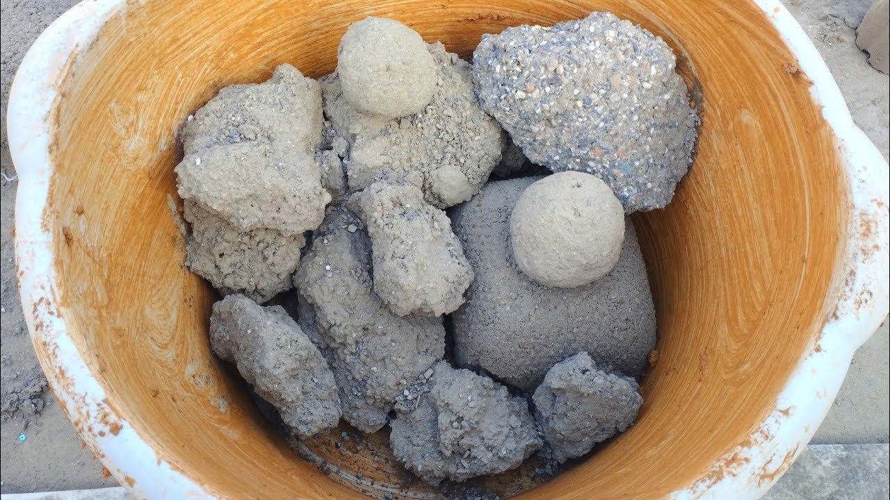 ASMR | Black Grainy sand cement asmr dry & Water Crumbling 💦💦 Dedicated to @min ji