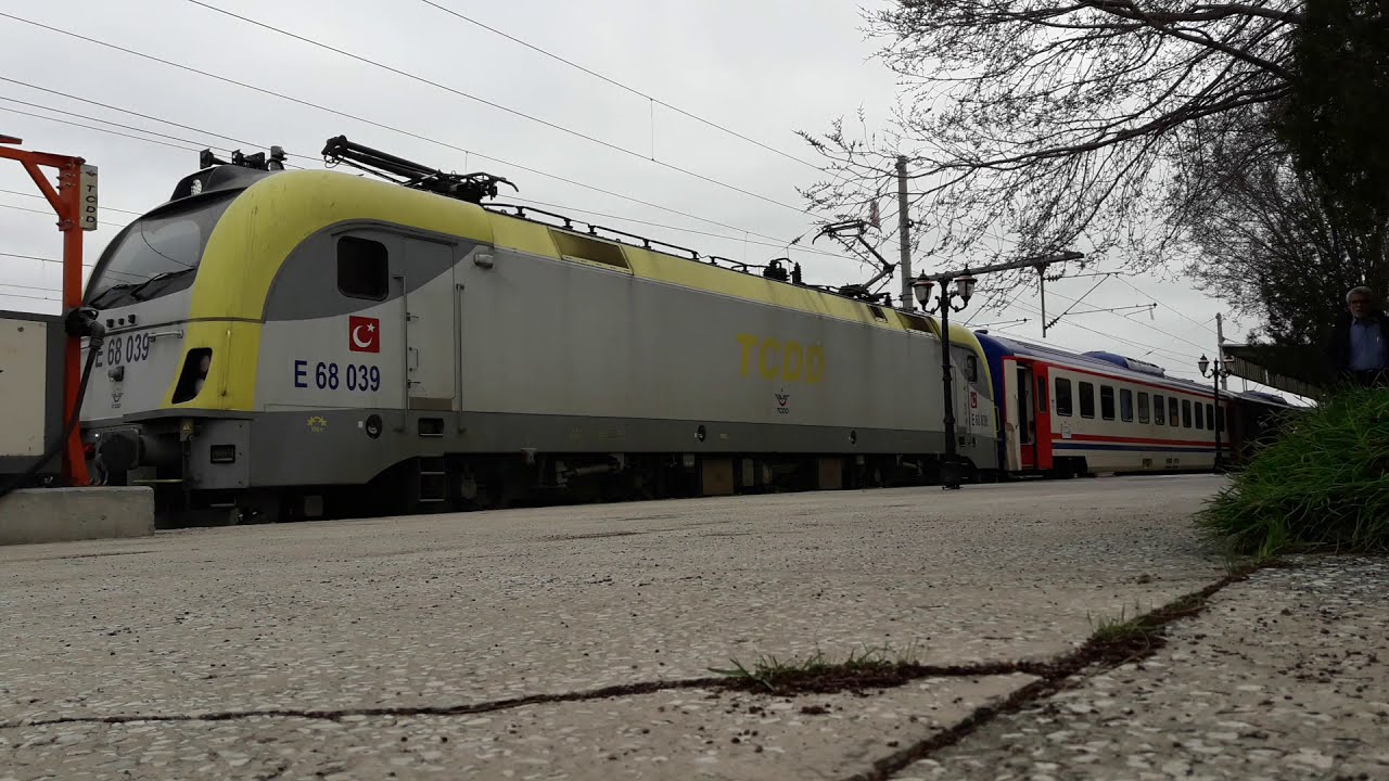 TCDD E 68000 Yolcu Treni