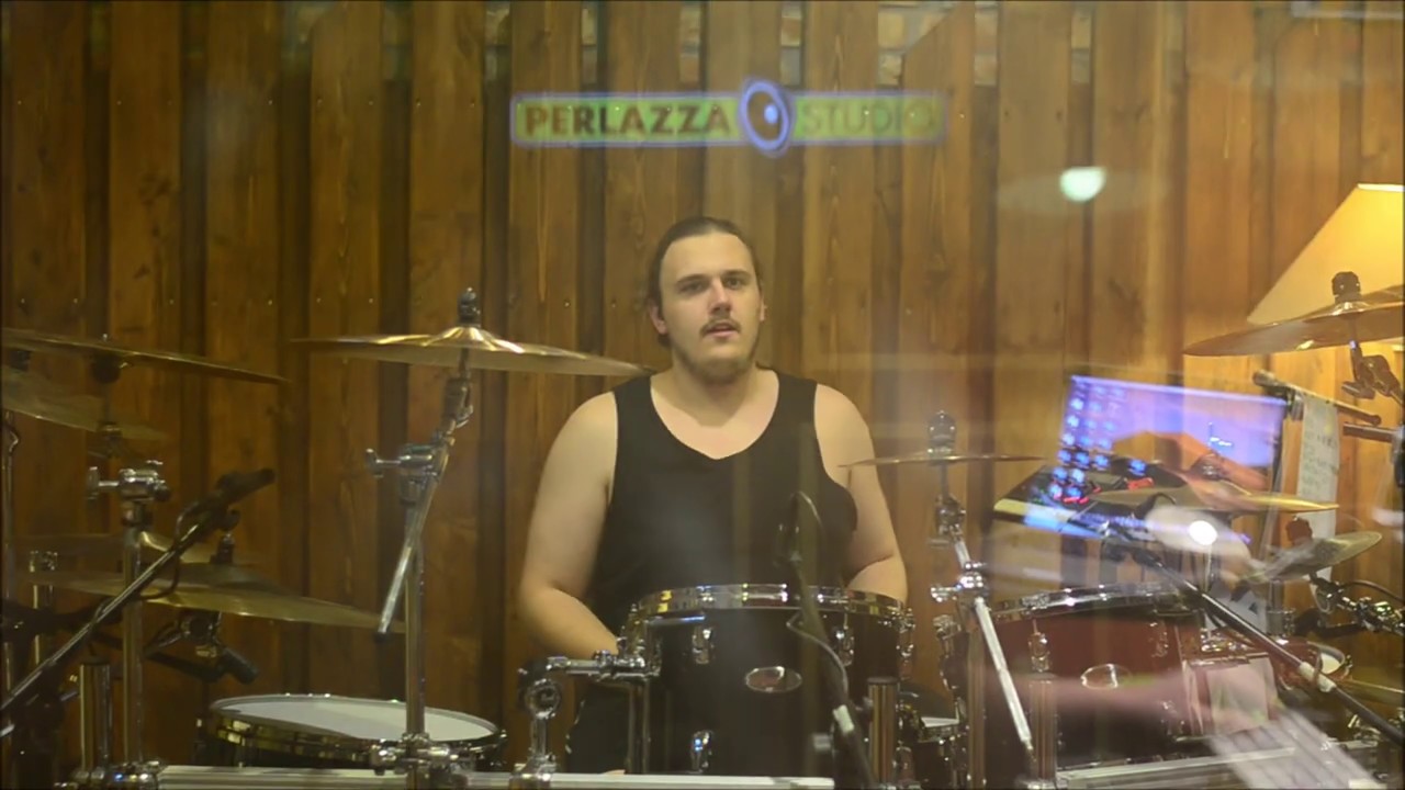 Nutshell w Studio Perlazza - bębny Wolność