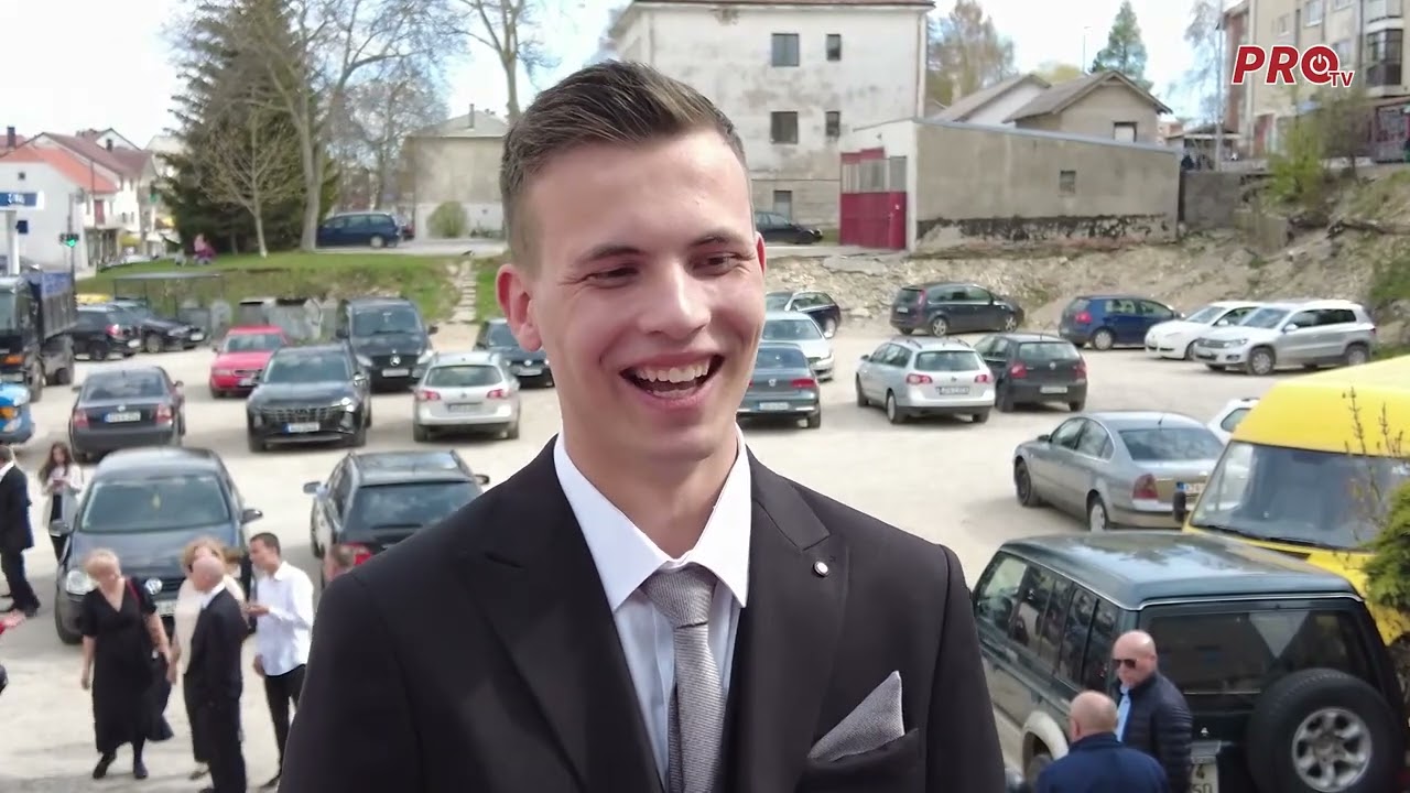 POGLEDAJTE SVEČANI MIMOHOD MATURANATA SREDNJE STRUKOVNE ŠKOLE TOMISLAVGRAD