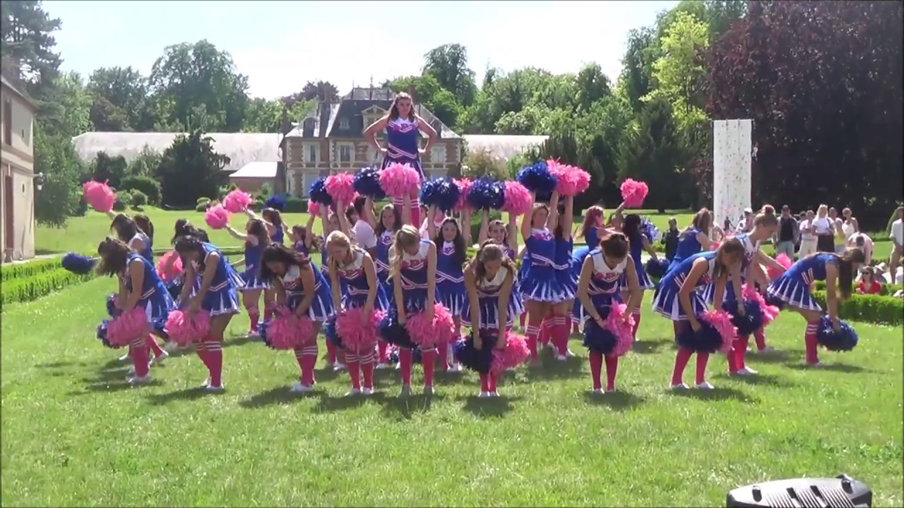 Pom Pom APT 2018 Garden Party