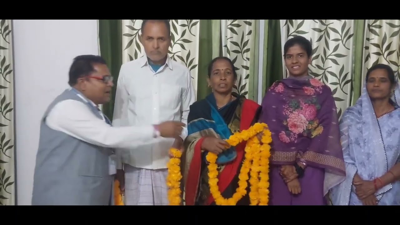 चतरा में आरसीएम का मेगा सेमिनार का आयोजन किया गया,काफी संख्या में अचीवर और एसोसिएट बेयर शामिल हुए।