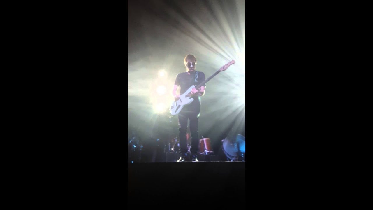 Ben McKee's bass solo - live in Amsterdam