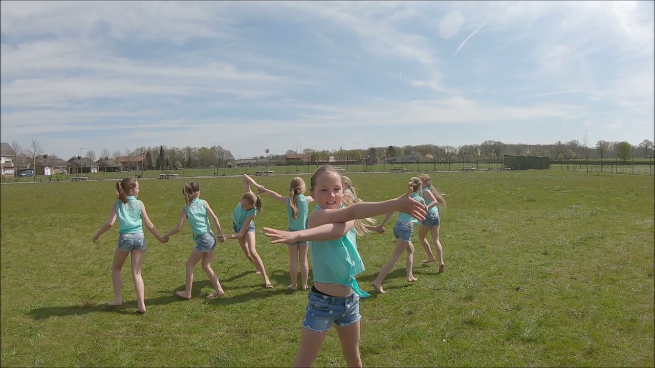 DSC Sparkle (7-10j) - choreo Birthe Drijkoningen