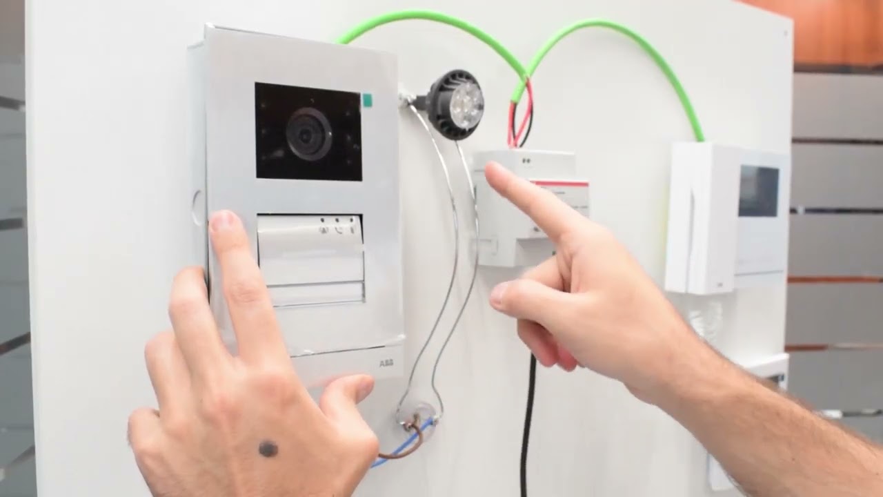 Come si monta un kit Videocitofono Abb a colori con monitor e cornetta