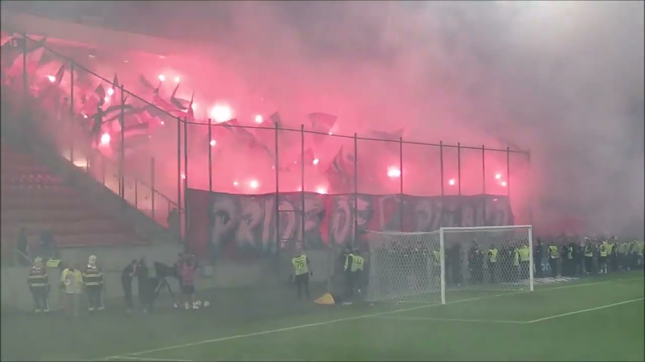Spartak Trnava - Wisla Krakow 8.8.2024 (ultras , pyro )