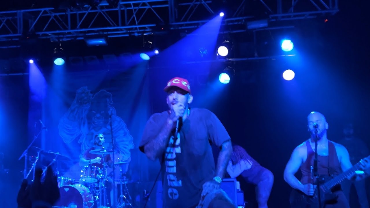 E.Town Concrete - 05. Dirty Jer-Z (Starland Ballroom, NJ 10.08.2022)