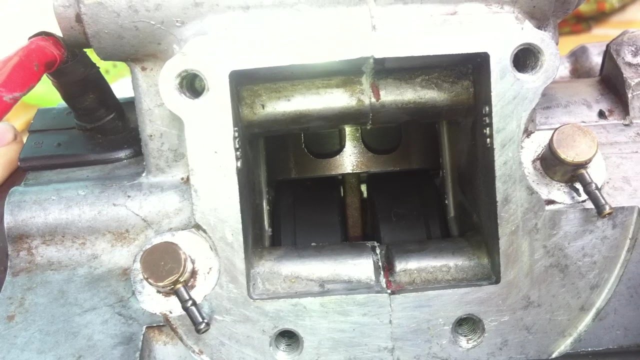 Hoạt động xăng pha nhớt của động cơ 2 thì two stroke