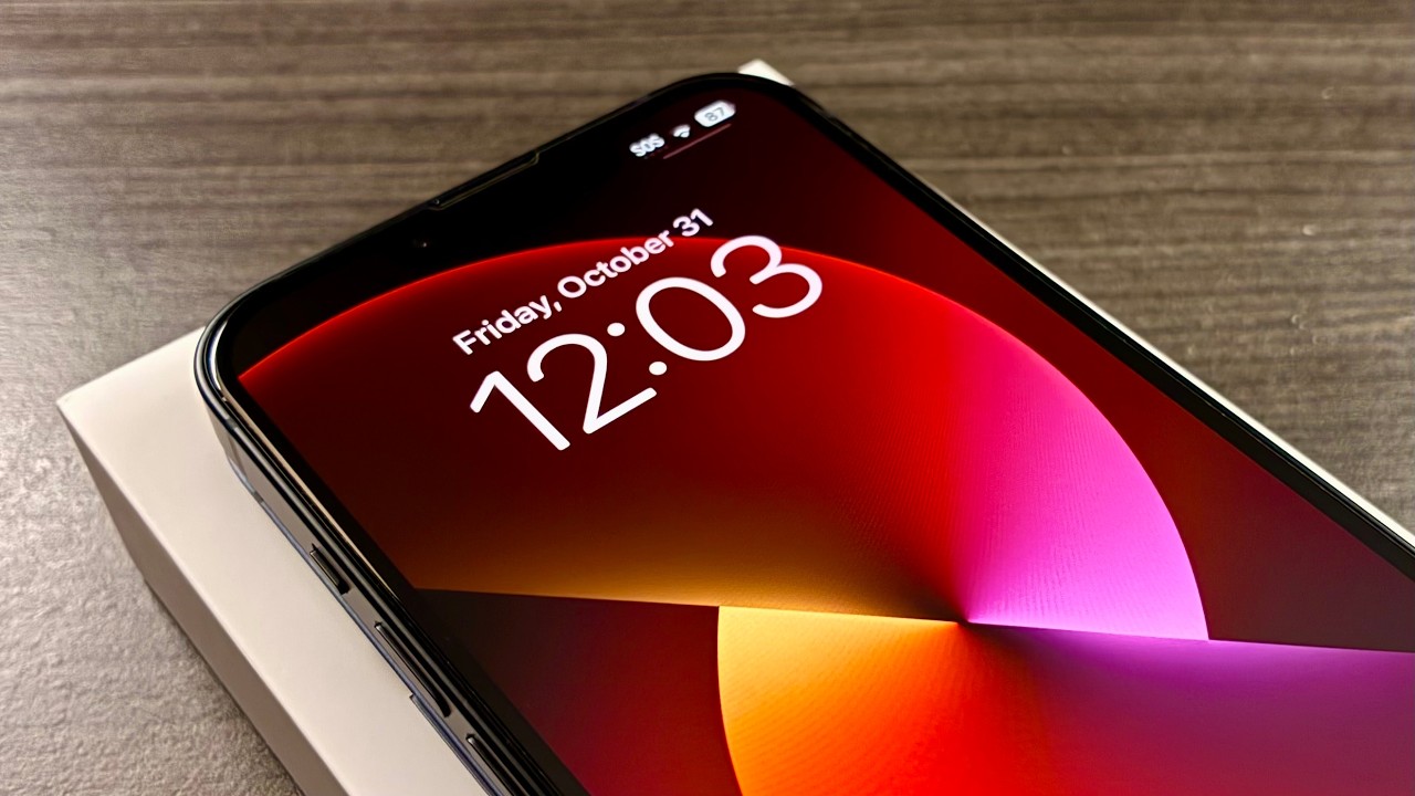 Распаковка iPhone 13 за 200 долларов из Walmart &mdash; в чем подвох?