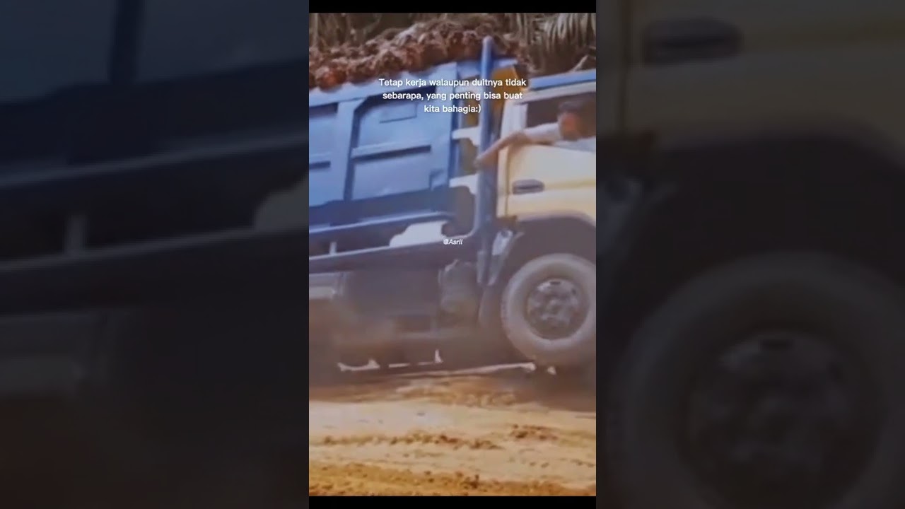 detik detik truk terguling