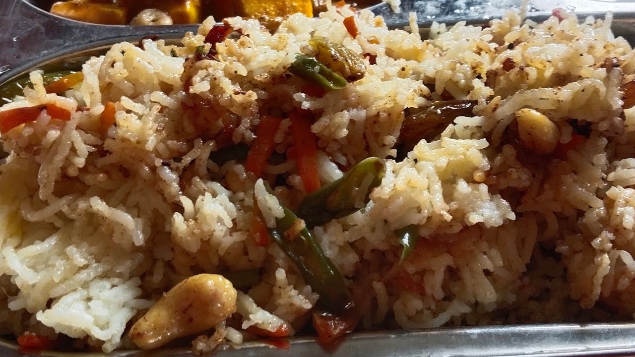 অনুষ্ঠান বাড়ির মতো ঝরঝরে মসলা ফ্রাইড রাইস রেসিপি 👌😋/Fried Rice recipe Bengali Style.