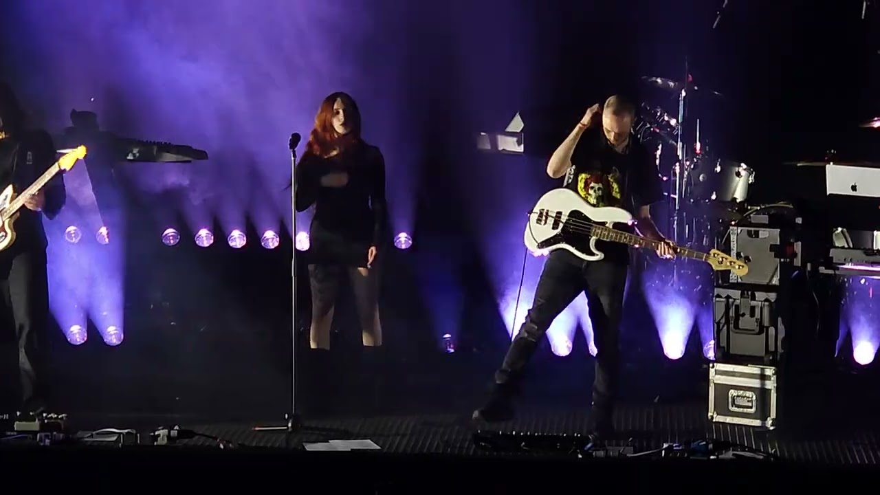 Raven Numan - Children of the Bad Revolution