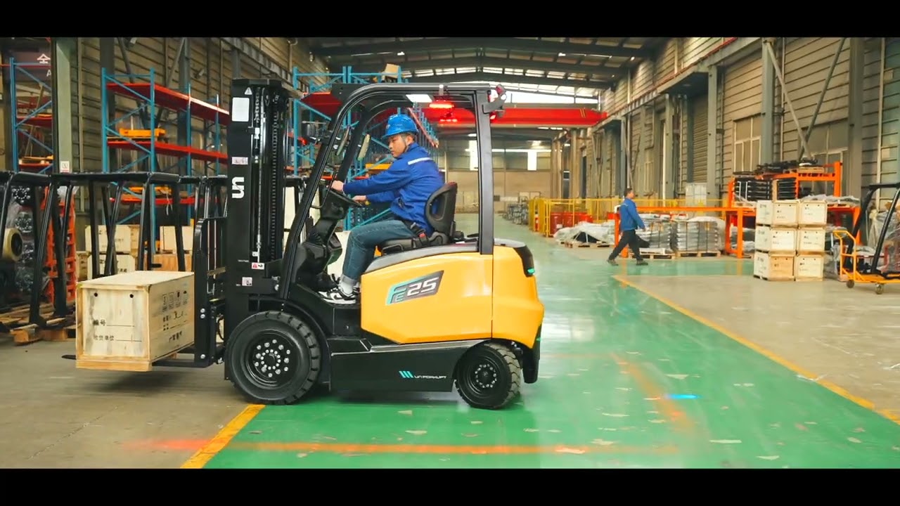 FE series 4 wheel electric forklift truck video