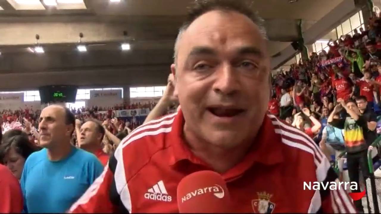 Ambiente en Pamplona durante el Girona 0 Osasuna 1, ascenso primera división 18 junio 2016