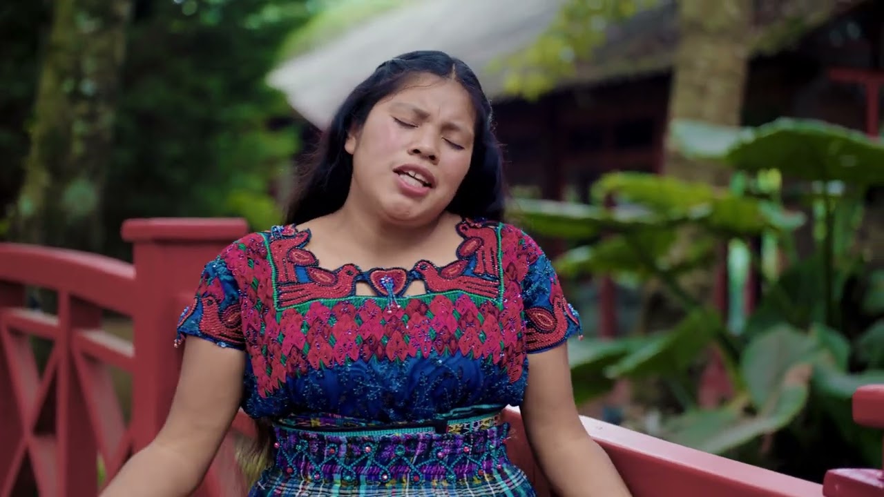 Espíritu Santo - Luciana Ajanel