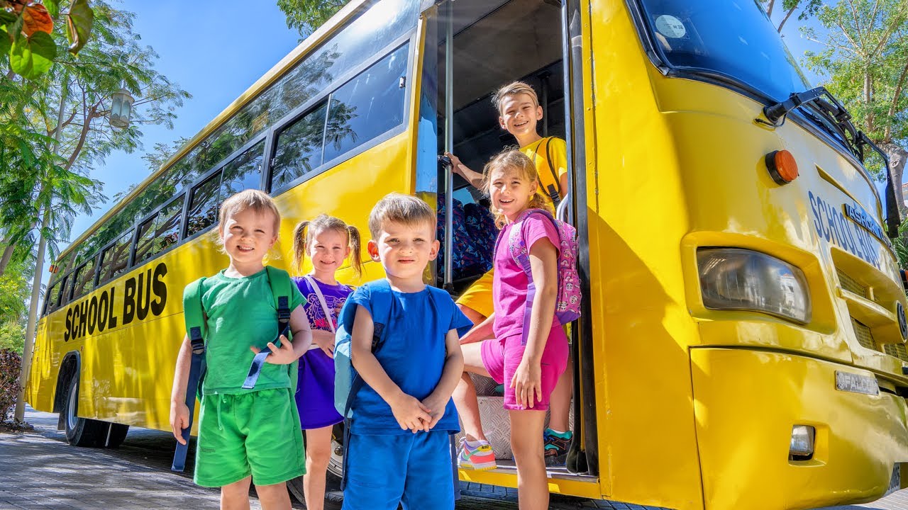 Wheels on the Bus with Vania Mania Kids
