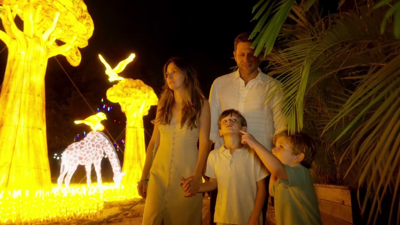 Inside Luminosa 2025: Miami&rsquo;s Ultimate Holiday Lights Experience