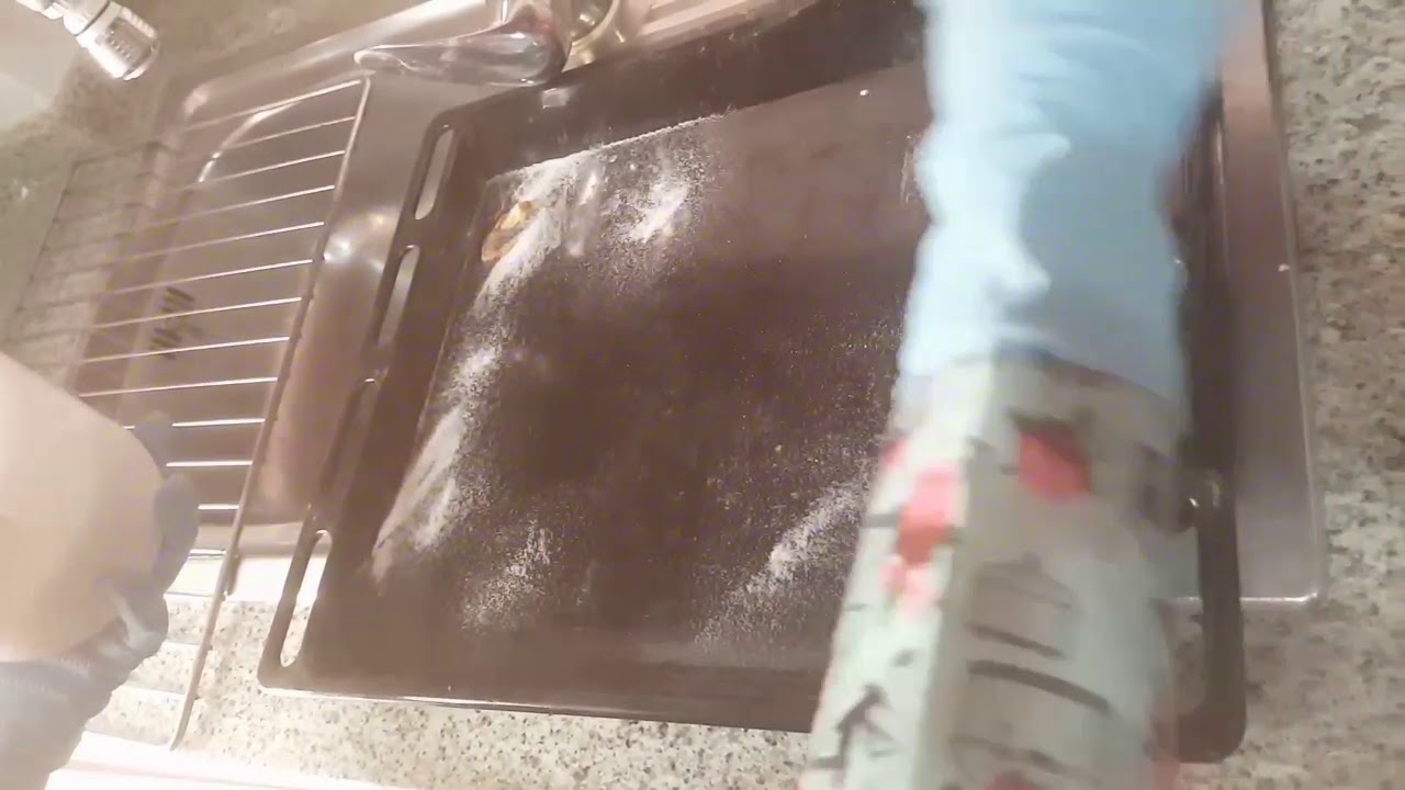 Como limpio  mi horno  con bicarbonato y vinagre