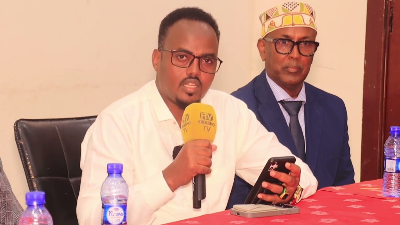 Xildhibaano ka tirsan Galmudug oo kulan ku yeeshay Muqdisho ayaa soo dhaweyay dhameystirka Dastuurka