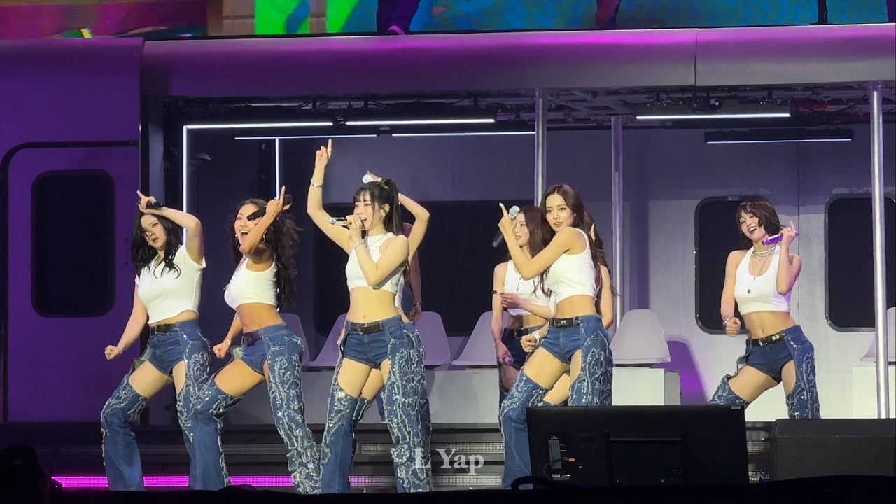 TWICE - Touchdown, Dance The Night Away 4K Fancam @ Lollapalooza Chicago 2025