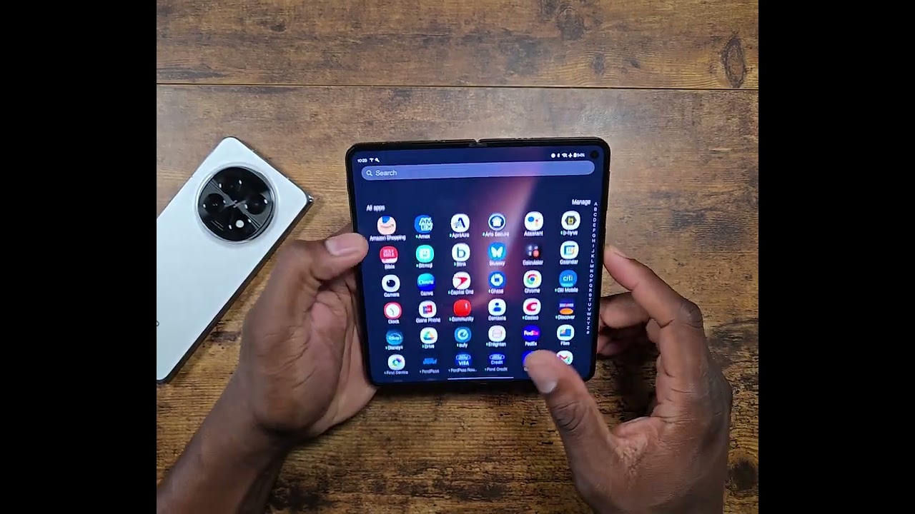 OnePlus Open ВСЕ ЕЩЕ является лучшим складным смартфоном в США?