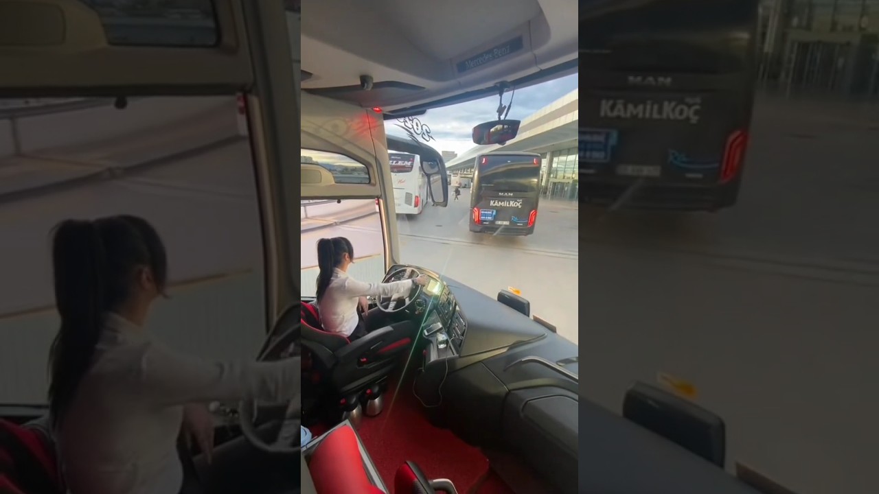 girl bus driver 🚞 #bus #professionaldriver #travel #pakistanigirl #truck #driving #coachdriver #jt