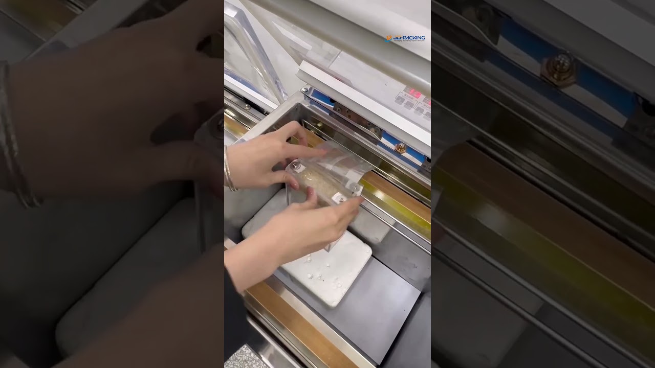 Rice Brick Vacuum Packaging Machine#VacuumPackagingMachine #PackingMachine #VacuumMachine #RiceBrick