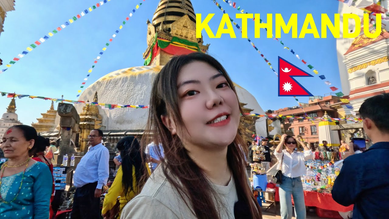 Исследуем знаменитый храм обезьян (Сваямбунатх) и сумасшедший шопинг с мамой в Непале 🇳🇵