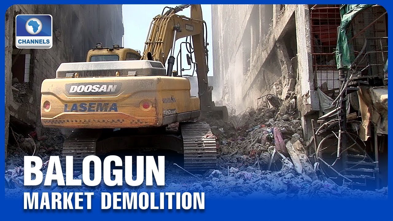Lagos Govt Demolishes Burnt Balogun Market Building