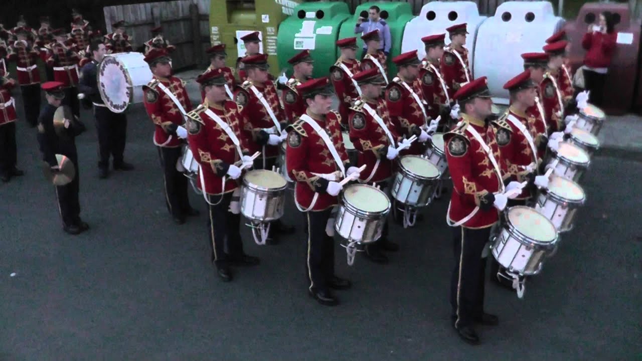 Gertrude Star FB @ Ballynahinch Protestant Boys FB Parade 2013