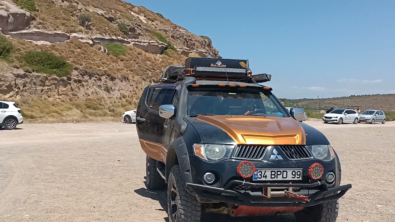 Ücretsiz Kamp Alanı Badavut Plajı ( Kleopatra Plajı ) .
