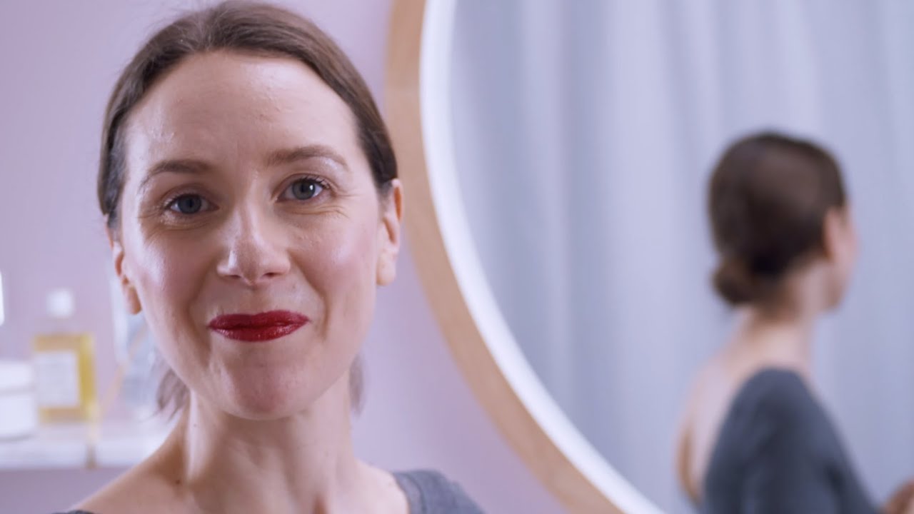 How to : Osez une bouche rouge avec Marion, Directrice retail