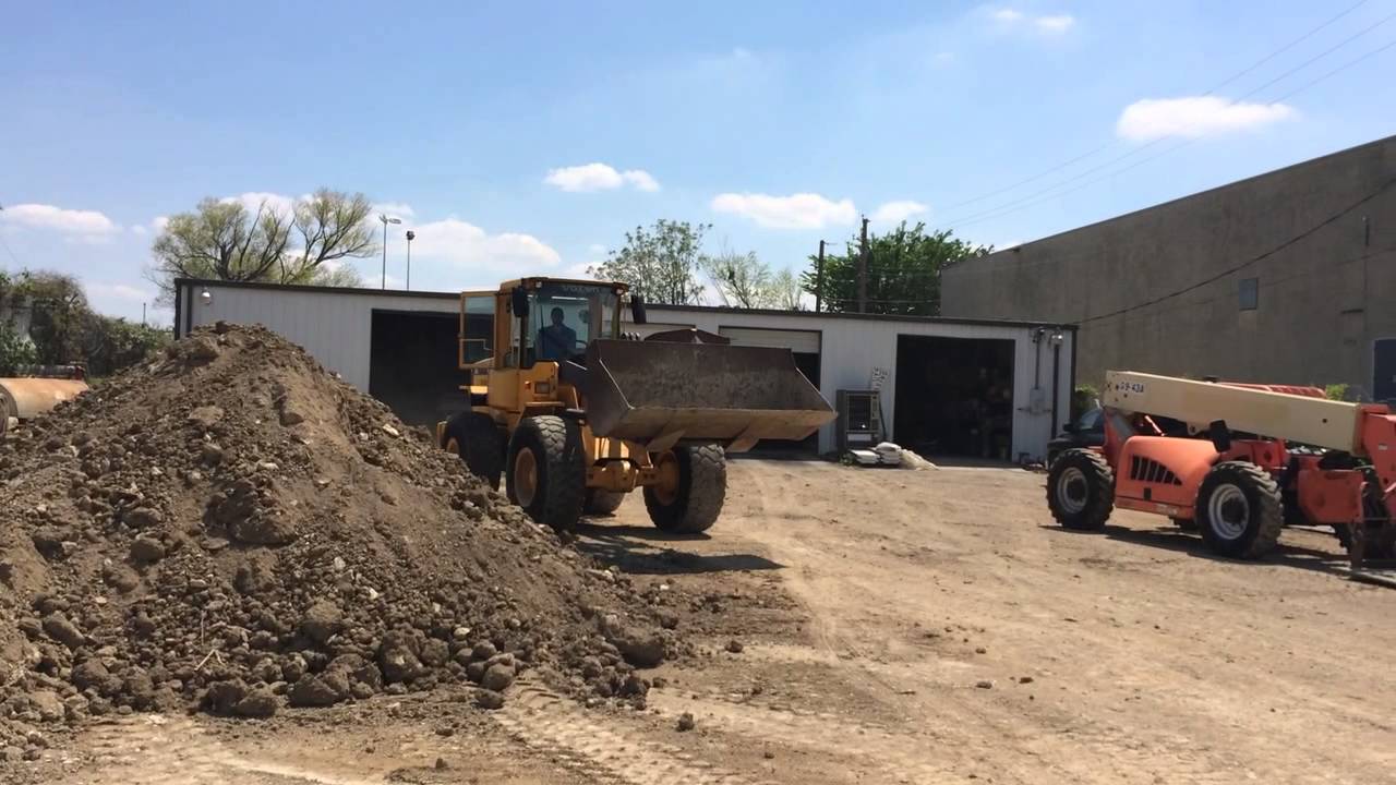 Volvo L70D review and walk around 765