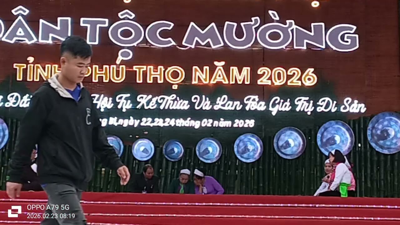 Thi hát đối tại lễ hội dân tộc mường 2026 đội lạc Sơn và tự vũ 
