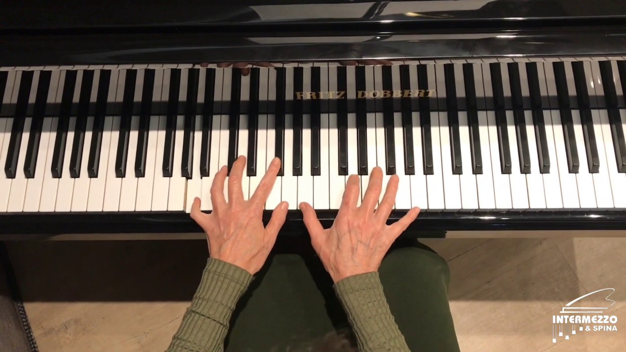 Hino - 418 “Só Jesus Cristo, santo Cordeiro” | Piano Fritz Dobbert CS-150 | Selma Finotti