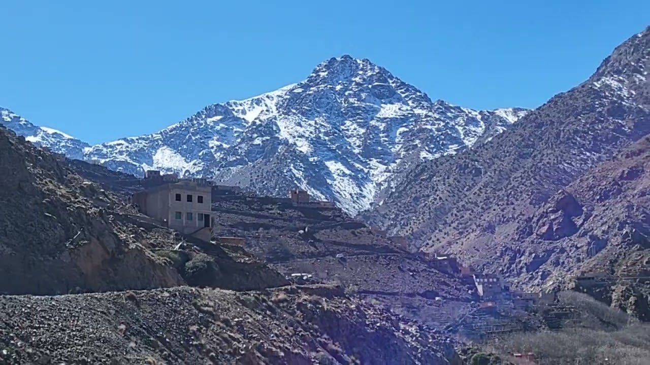 Walking through the mountains of Morocco, Mountain villages, Plimbare prin muntii din Maroc