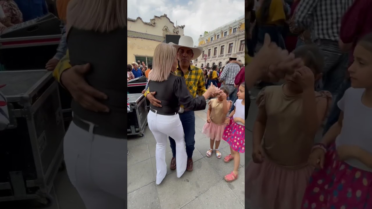 Bailando en la plaza m&aacute;s viral de #chihuahua 🤩 #baile #plaza #cumbia #fiesta #amor #viral