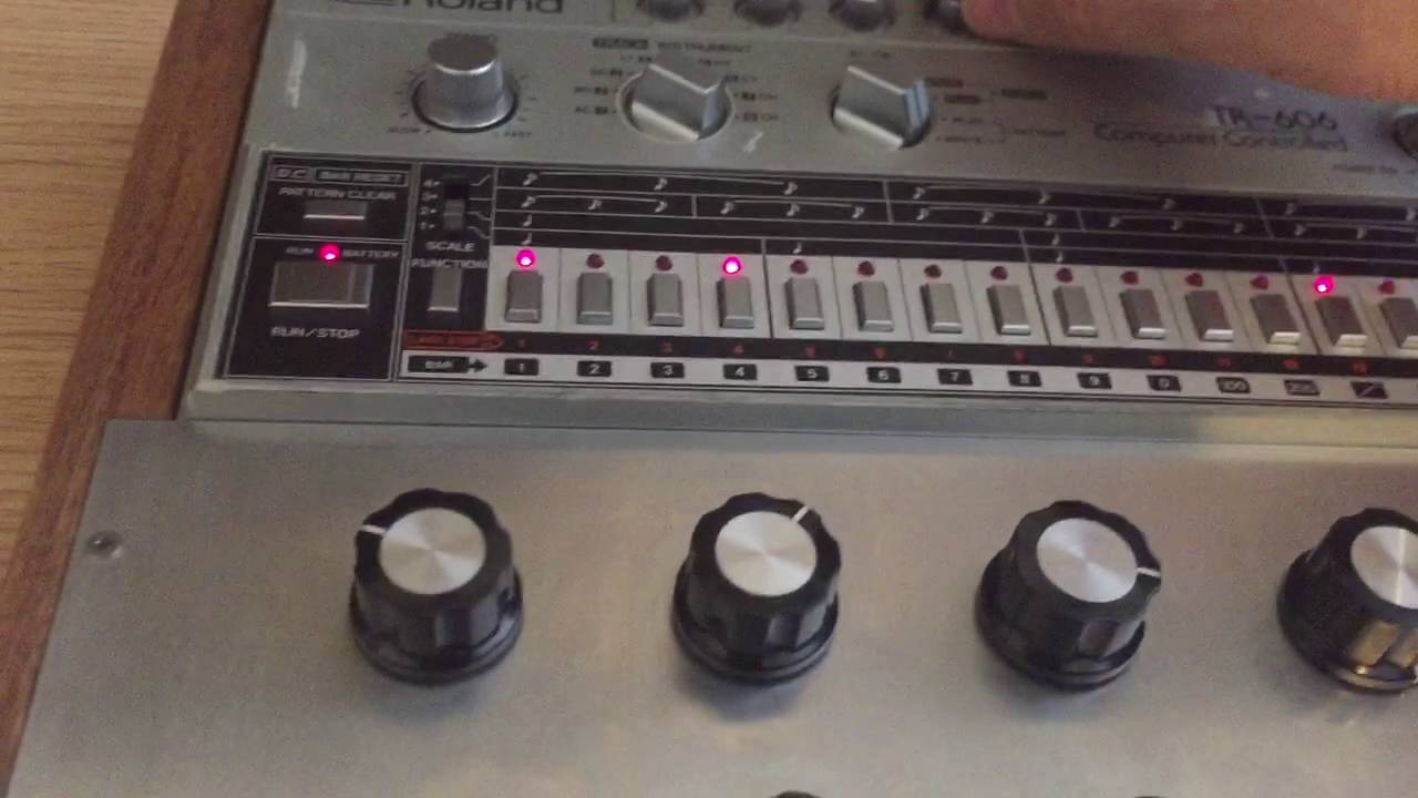 Modified Roland TR 606 - Vintage analog drum machine