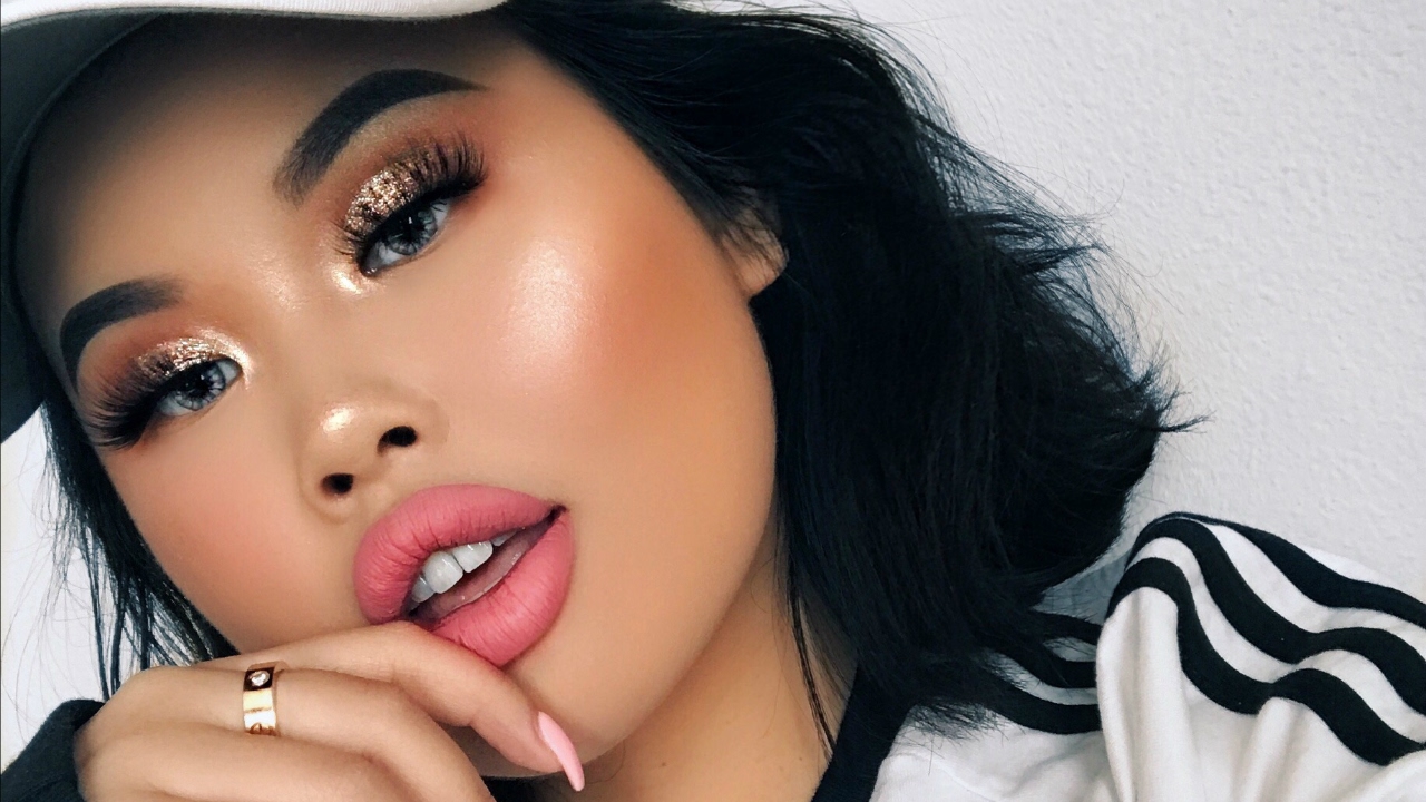 Soft + Sexy Valentine's Day Makeup Tutorial (Chill Chit Chat) | Kim Thai