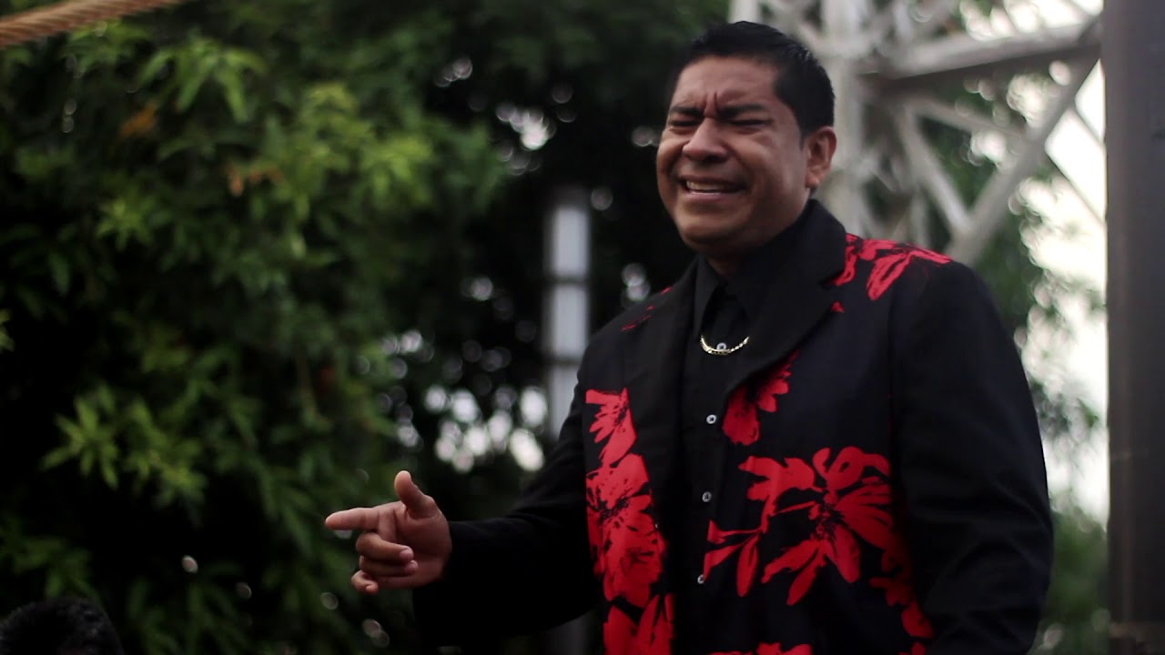 Embrujo -  Victor Fierro 