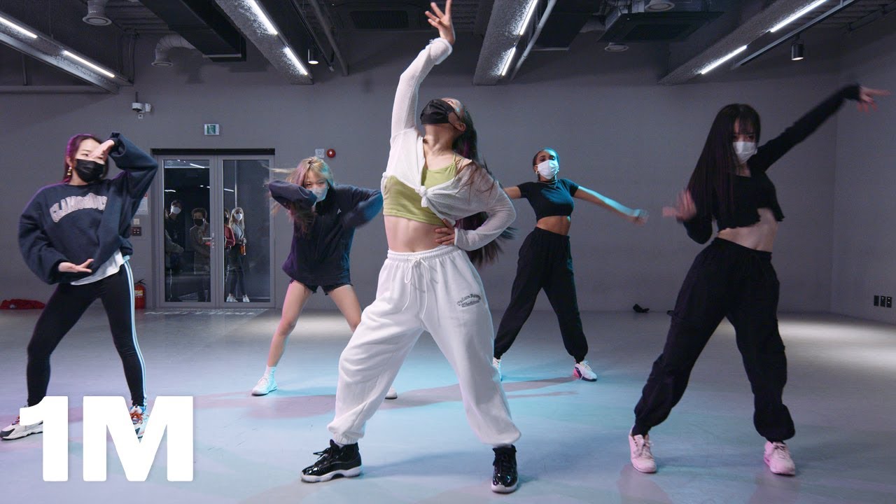 ROS&Eacute; - On The Ground / Jane Kim Choreography
